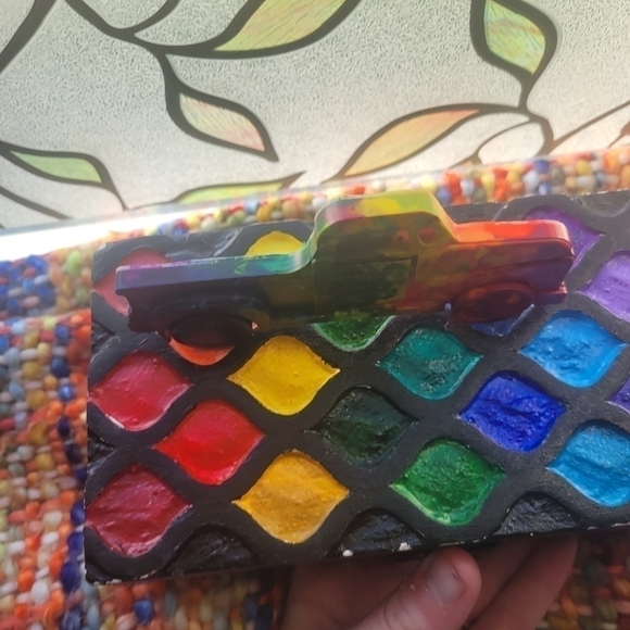 🎉HOST PICK 🎉 NEW Handmade Rainbow Truck Crayon / Decor Size is 5 x 2.5 Inches - Picture 10 of 10